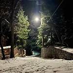 Asimina Guesthouse, Eptalofos Parnassos Pensionat