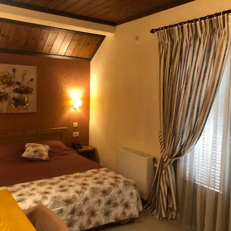 Asimina Guesthouse, Eptalofos Parnassos Guest house 4*